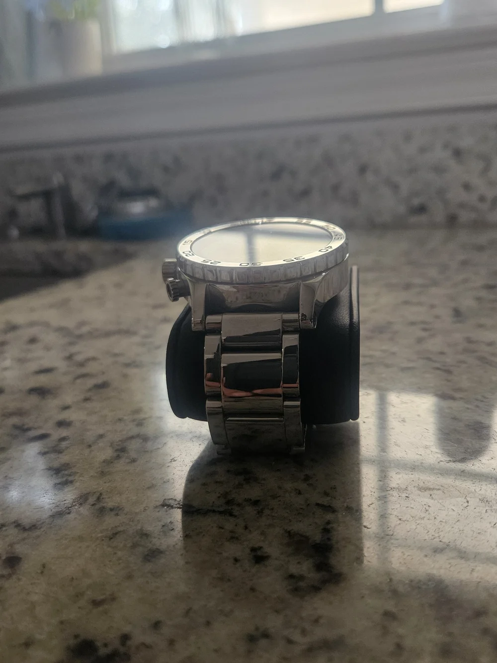 Nixon 51-30 Chrono Brand New Battery